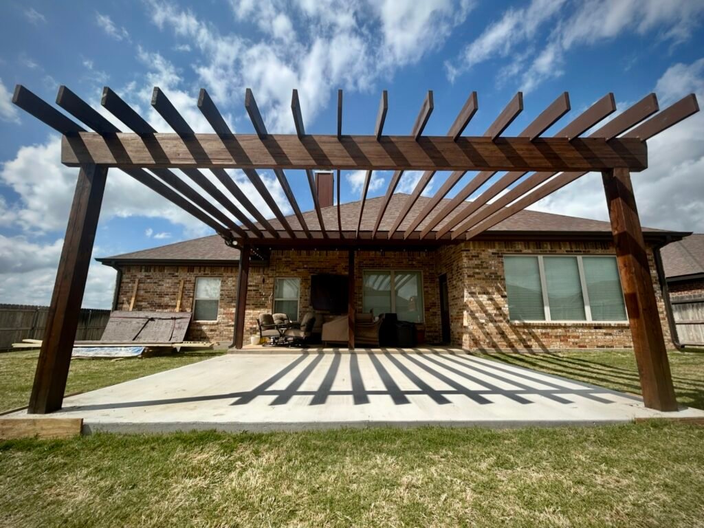 Simple backyard patio pergola
